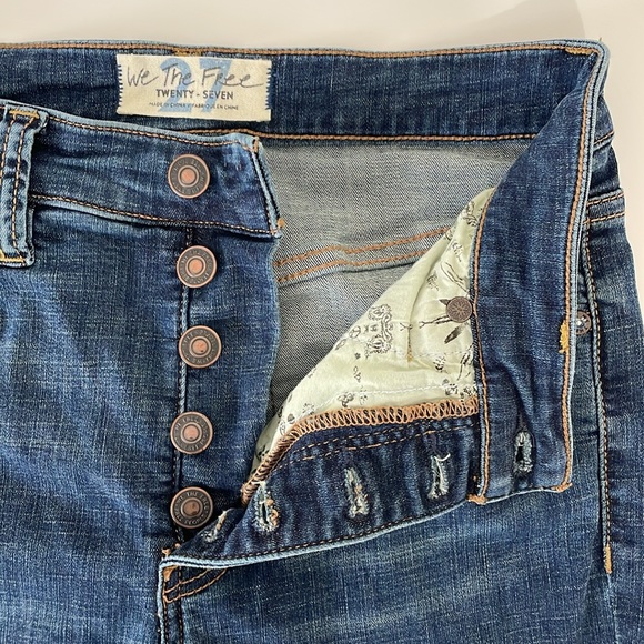 We the Free women's Size 27 button fly extreme flare jeans. EUC‎ - Picture 6 of 10